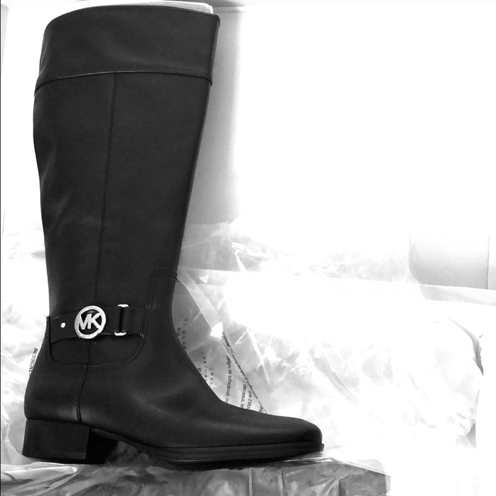 NWT Michael Kors Harland Leather Boots Size 8.5WS